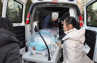 精河县妇婴监护型护送